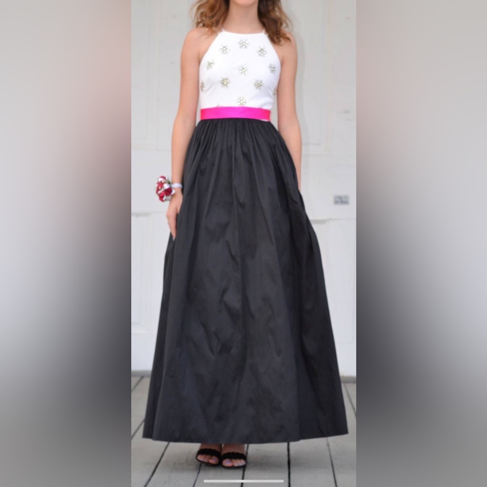Aidan Mattox Prom Dress